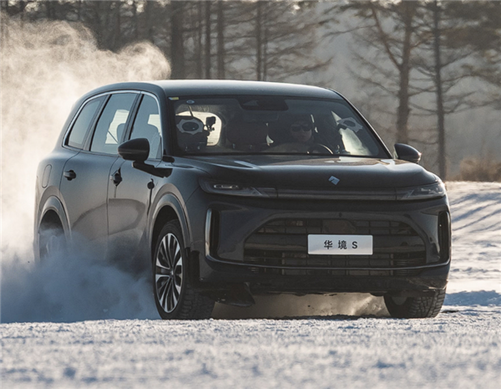 【宝骏华境S内饰图片曝光，网友：青春版问界M9来了】不久前，上汽通用五...