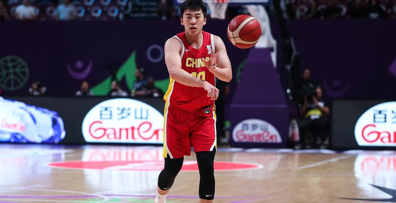 中国男篮被低估，连斯洛文尼亚都输给了波兰！NBA超级球星东契奇所率领的斯