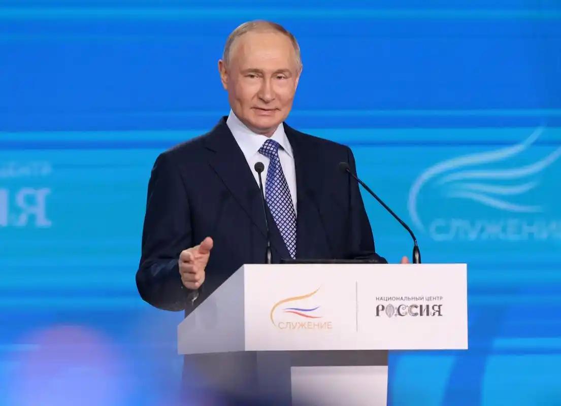 俄罗斯真的要停战了！俄罗斯到底还是有钱啊！1月21日欧洲刚宣布：冻结并没收俄罗斯