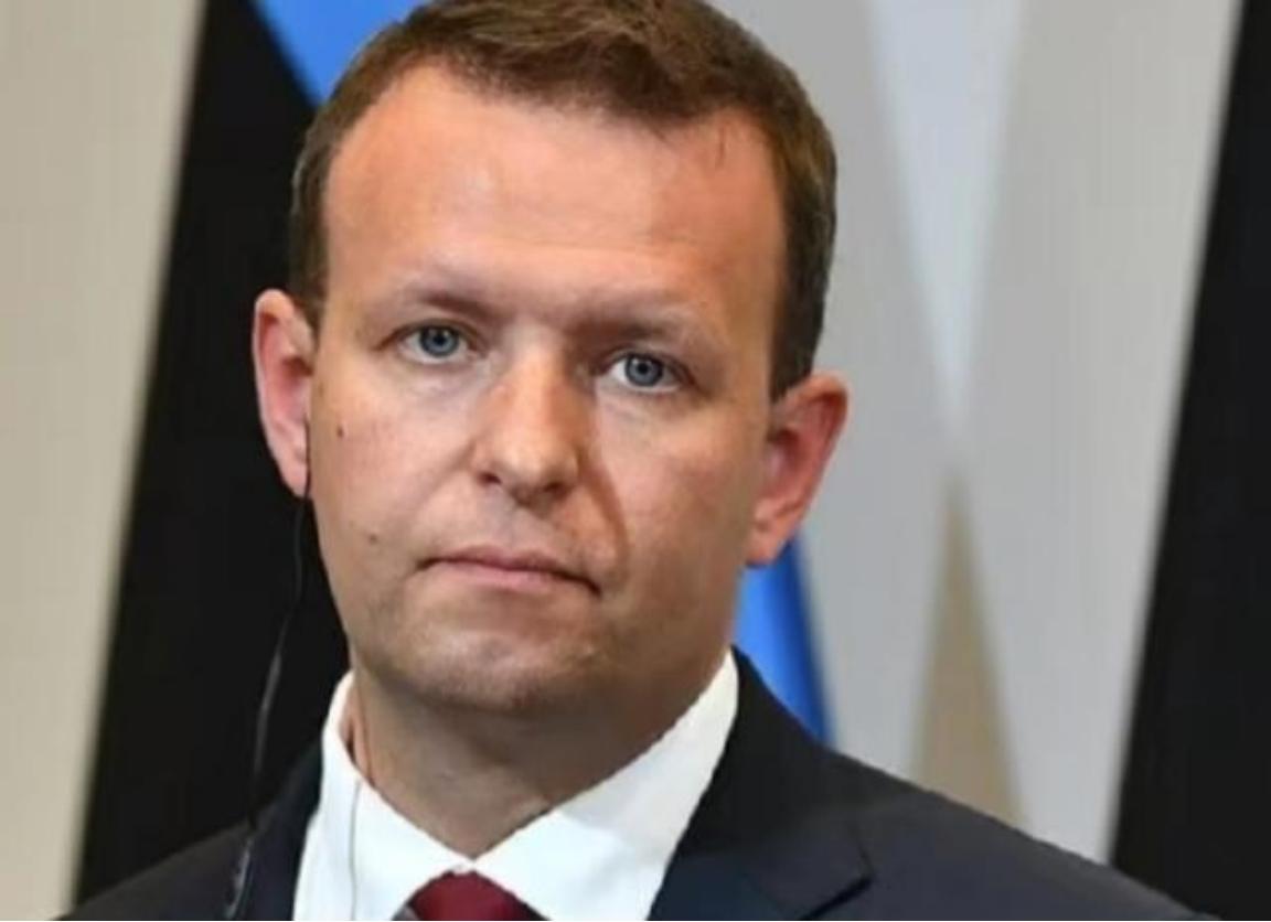 就问中国怕不怕？强大的爱沙尼亚向中国发出最后通牒，让中国必须在爱沙尼亚和俄罗斯之