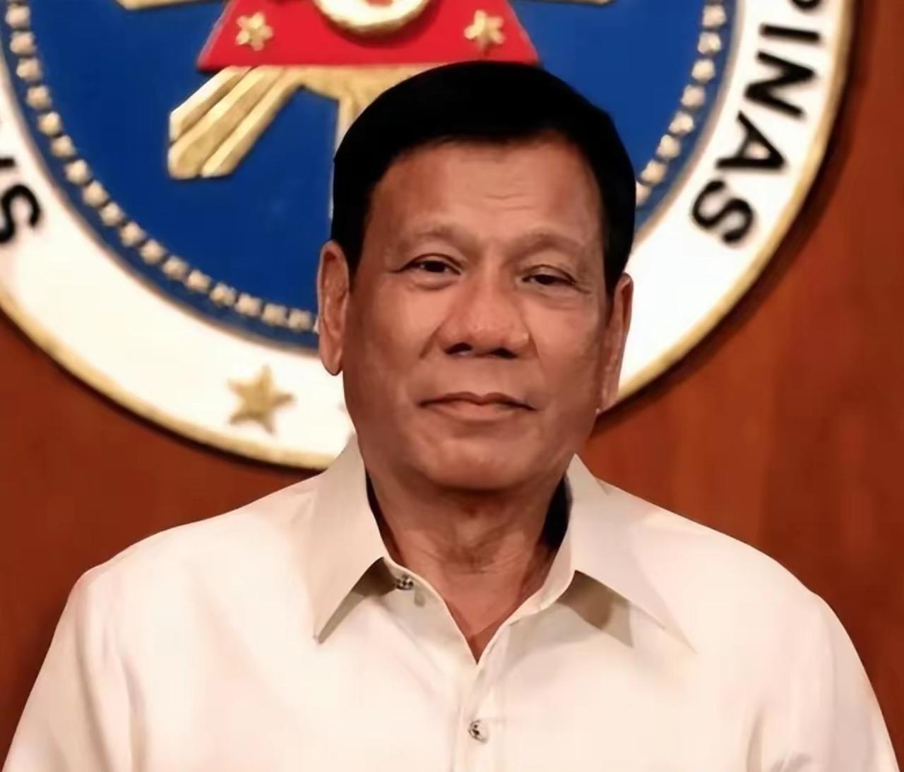 杜特尔特本人现状；仍被羁押在荷兰海牙ICC拘留中心，80岁高龄，健康不佳，