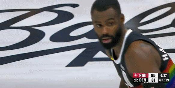 打嗨了！这样的杜兰特很少见！在今天NBA常规赛火箭对阵掘金的第四节比赛中，杜兰