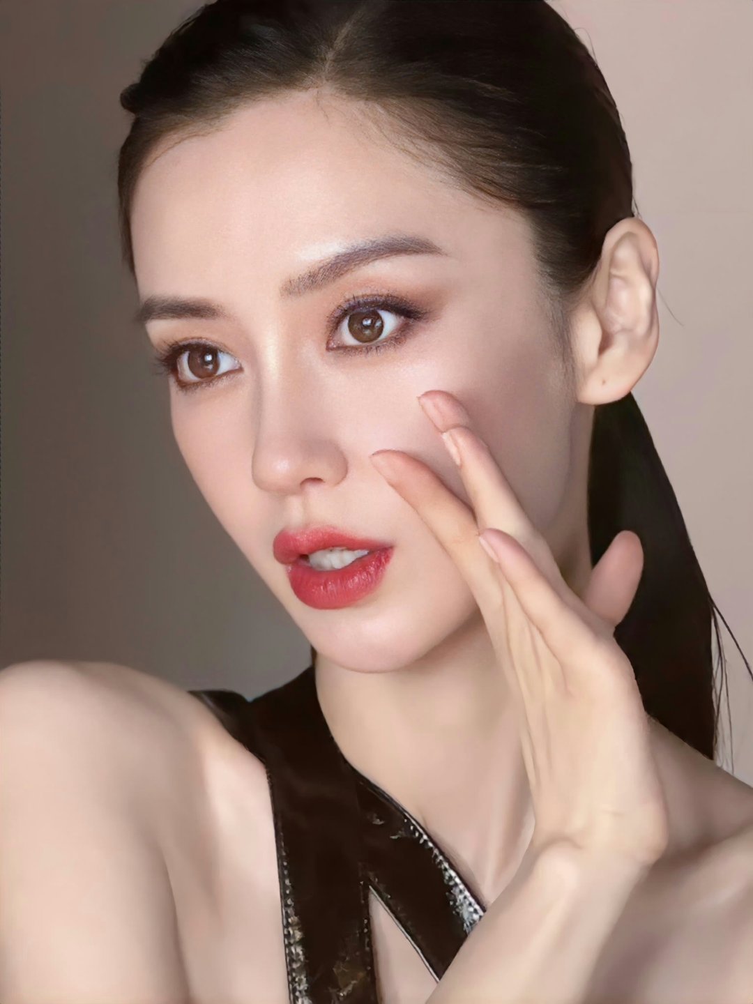 杨颖怼脸照头像精选​​​