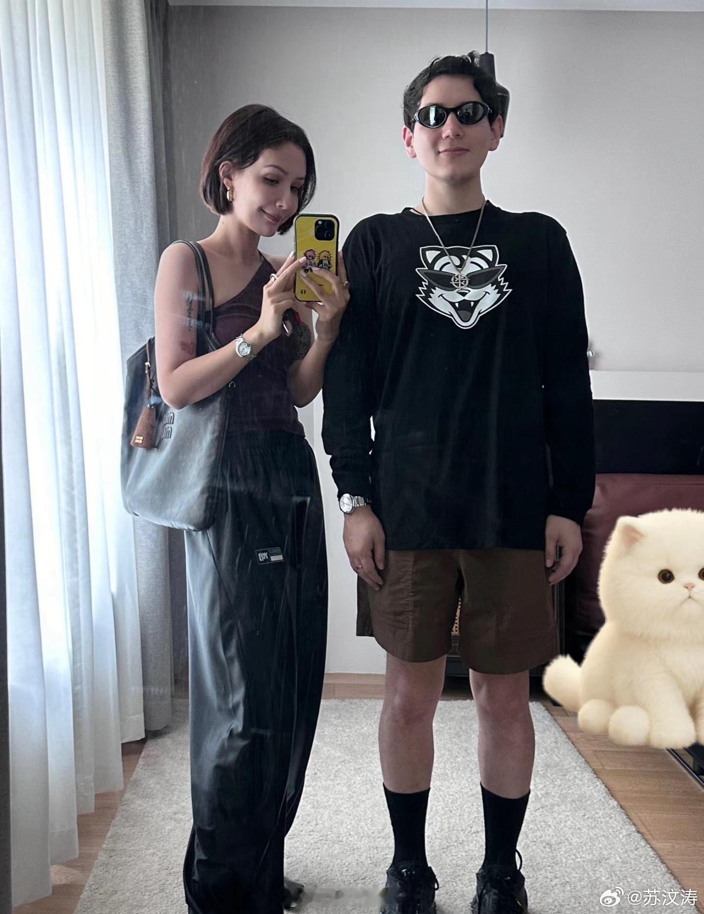 艾热孜巴又让我吃上细糠了艾热孜巴夫妻简直是颜值暴击双人组！浓颜系长相配高级感穿