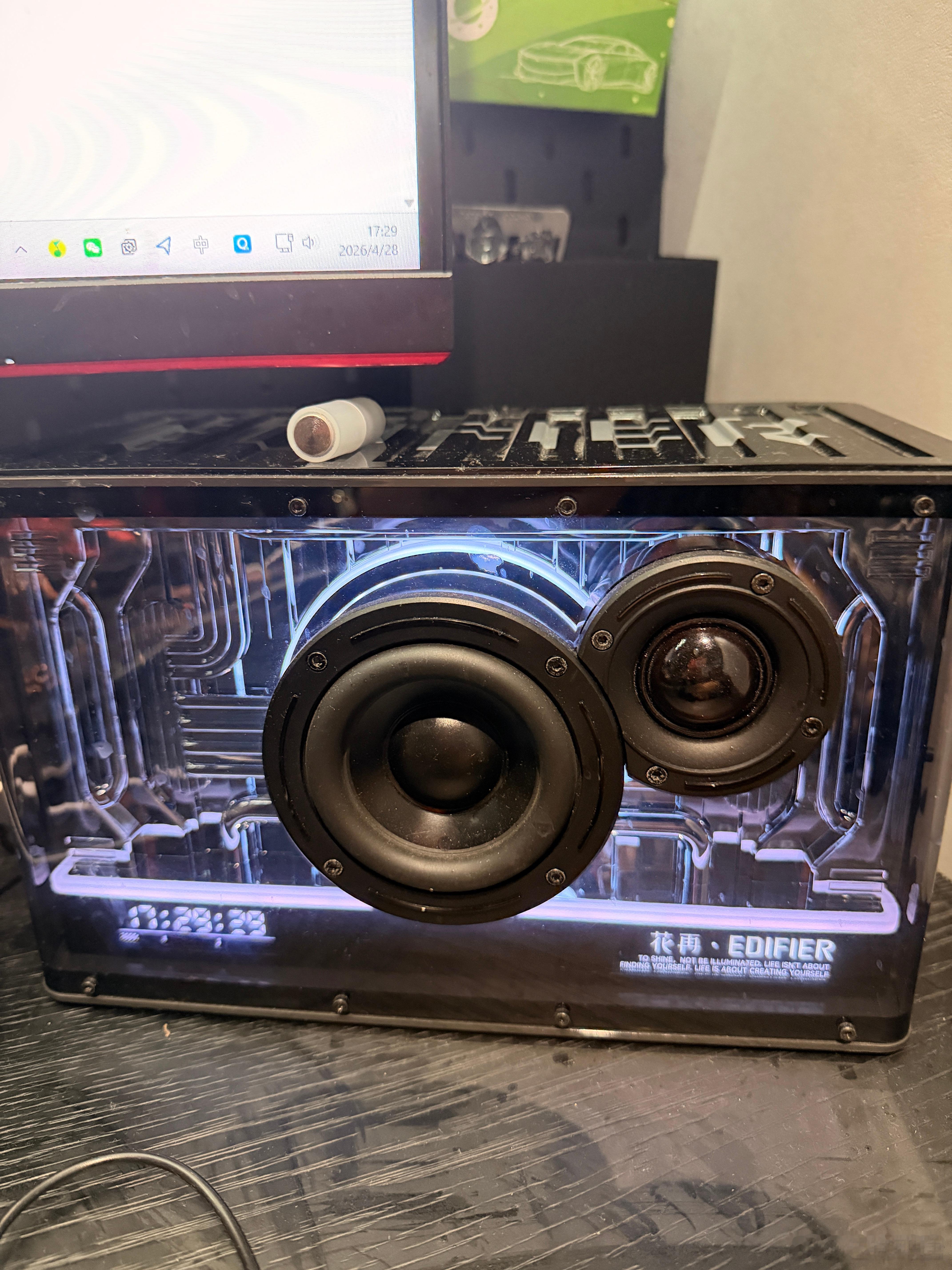 我特么也是漫步者音响，难顶