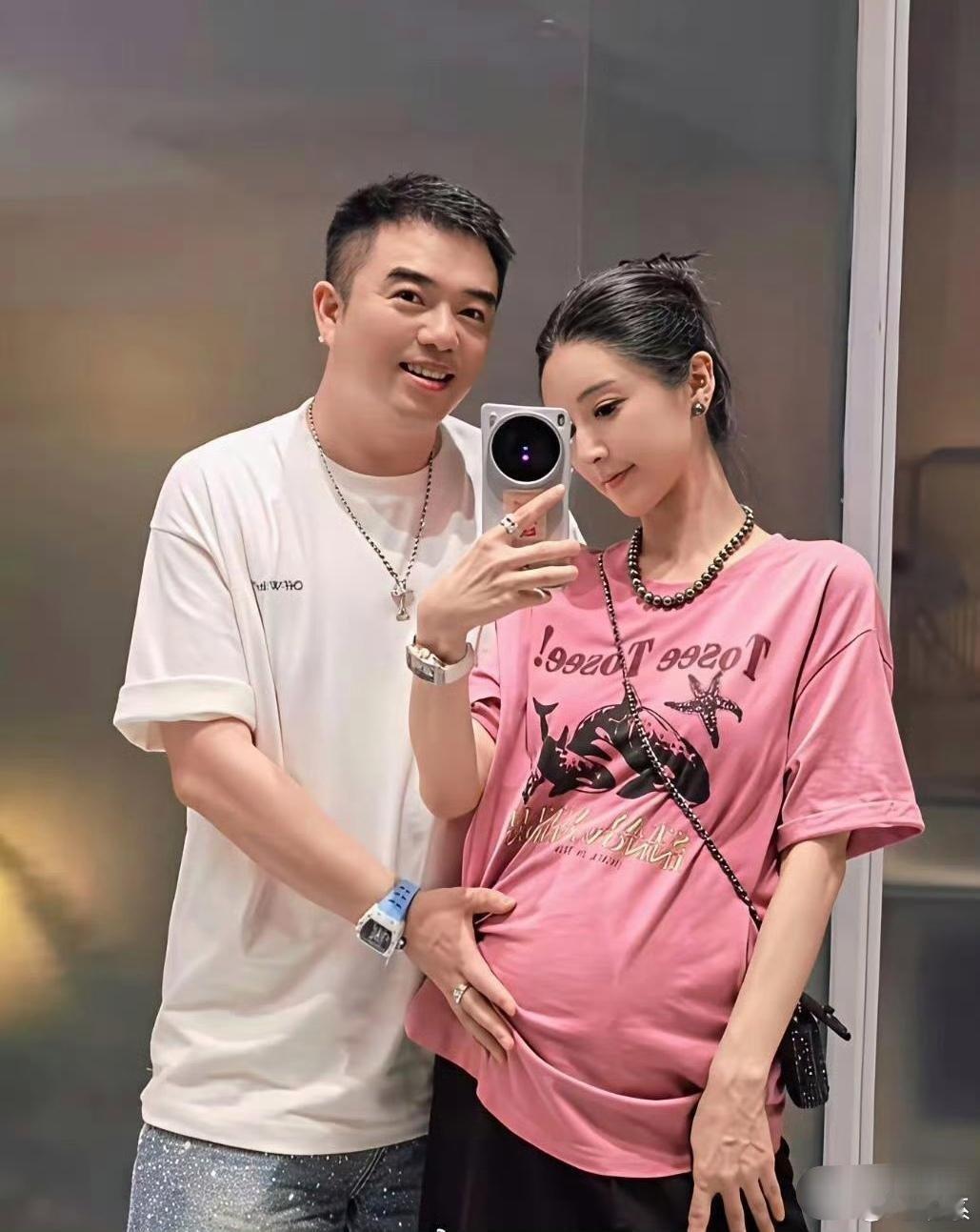 薇娅充分证明，只有自己够努力，老公才会爱你如初！