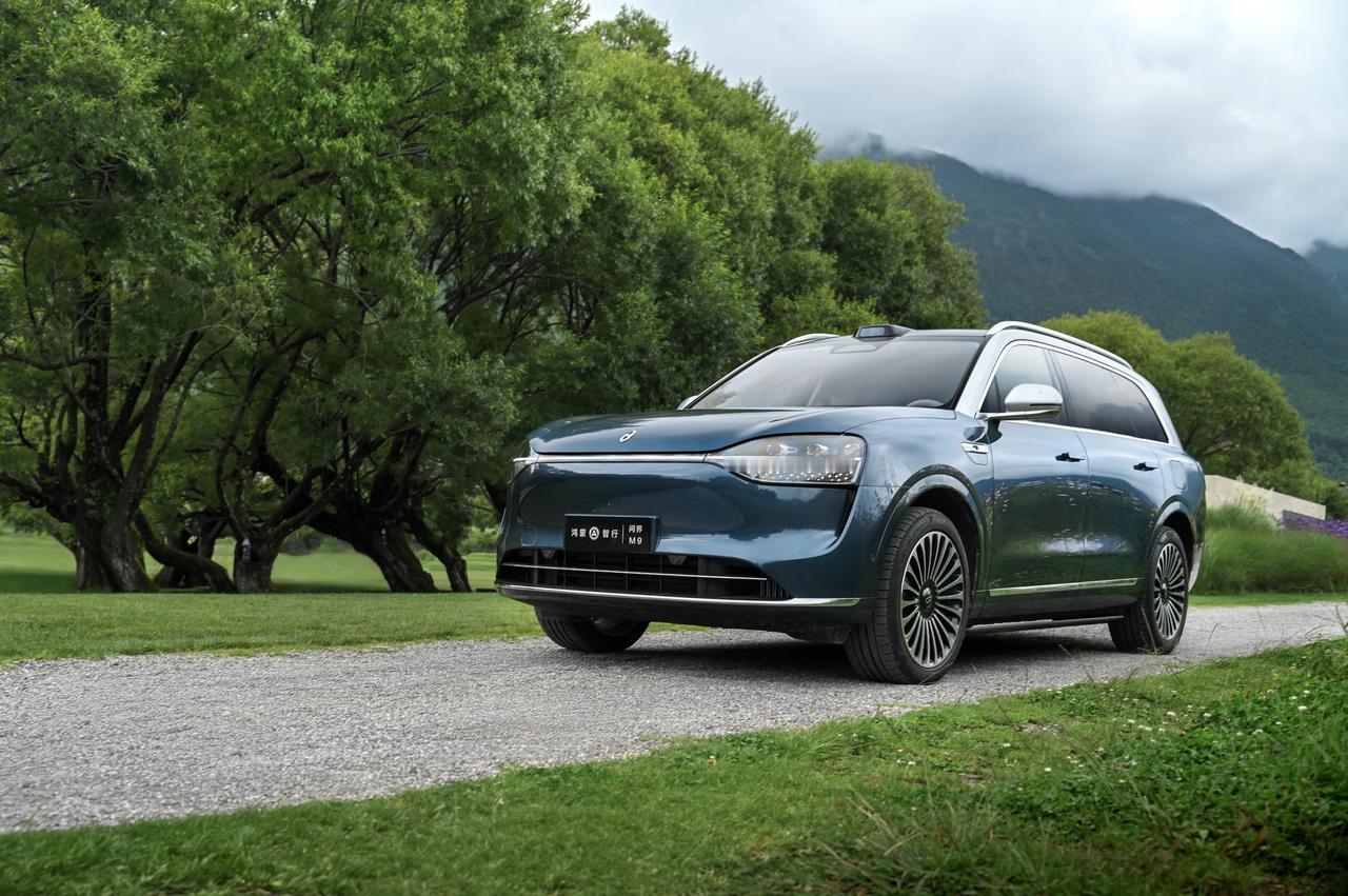 47.安全，是问界M9对豪华最硬核的诠释很多朋友在讨论百万级豪华车该有什么，是