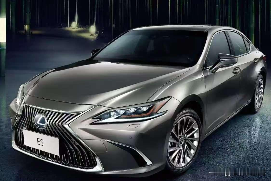 都在说日系车不行了，那你说这又是怎么回事？2025年进口豪华车市场跌了30%，