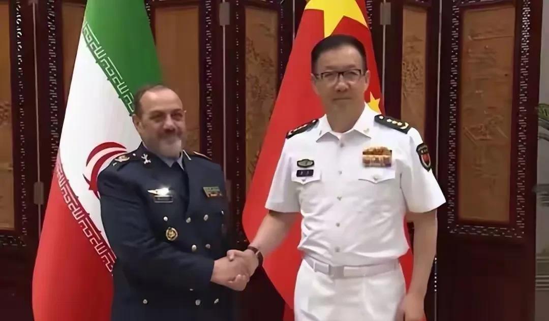 伊朗终于被“打醒了”，终于抬起头走向中国及俄罗斯参与军事合作！近日上海合作组