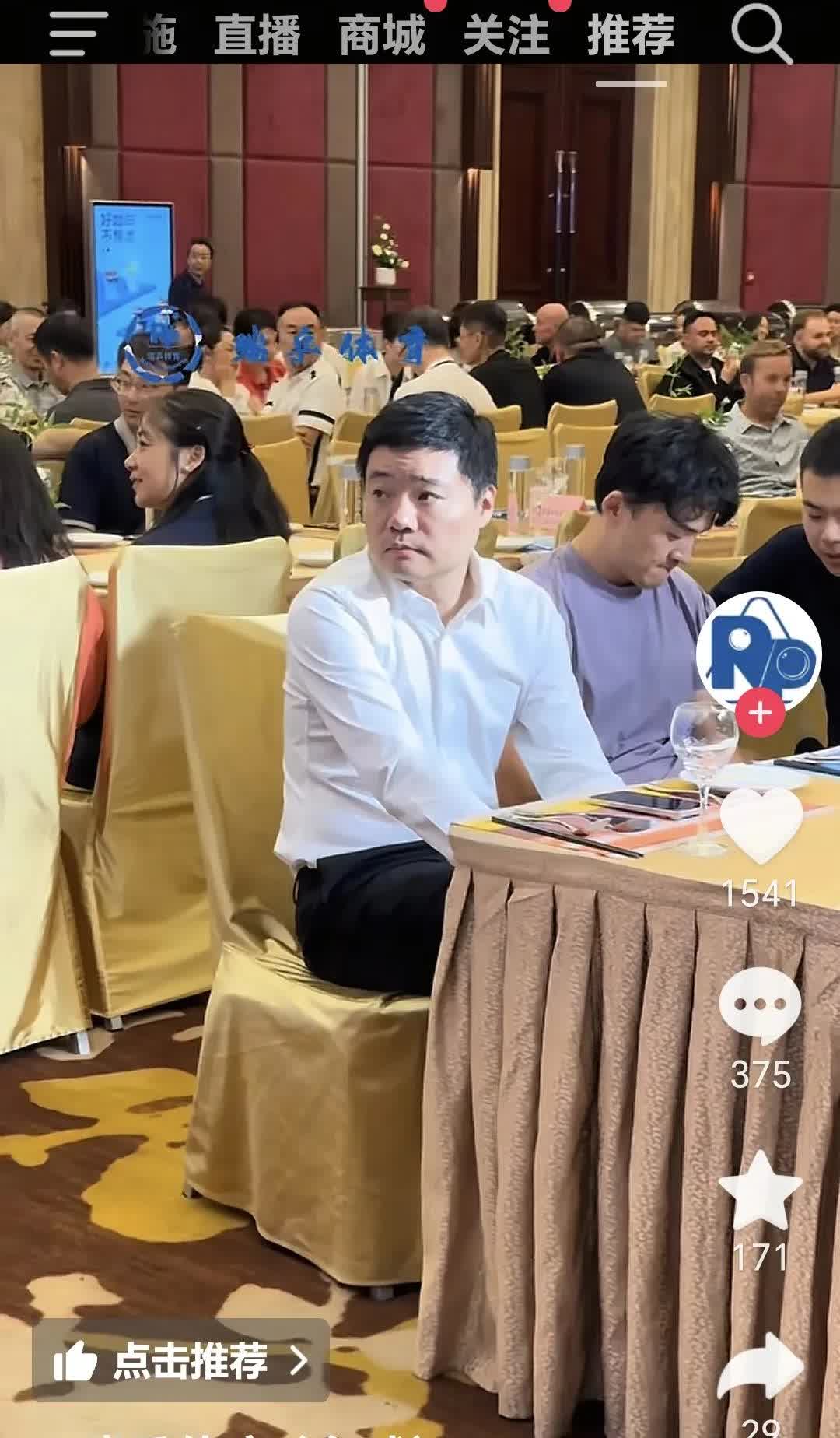 赵心童这次比赛怕又黄啦！昨晚上，世界斯诺克大咖齐聚武汉，参加今天的武汉公开赛