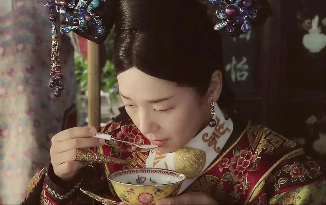 慈禧太后一天的生活开销，换算成今天，大概需要多少人民币？提起慈禧，最让人联想到的