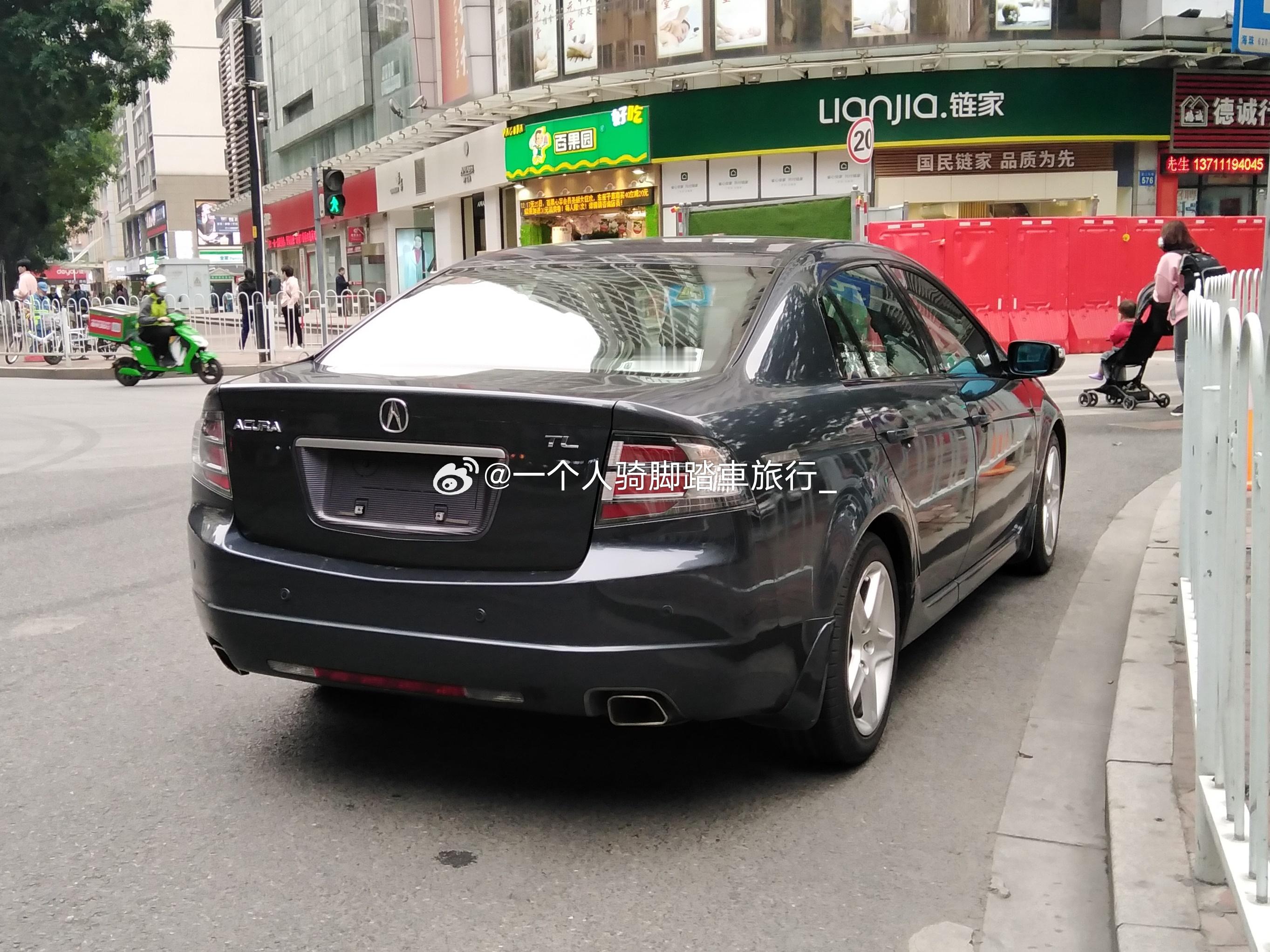 讴歌汽车北京·龙湖北京大兴天街