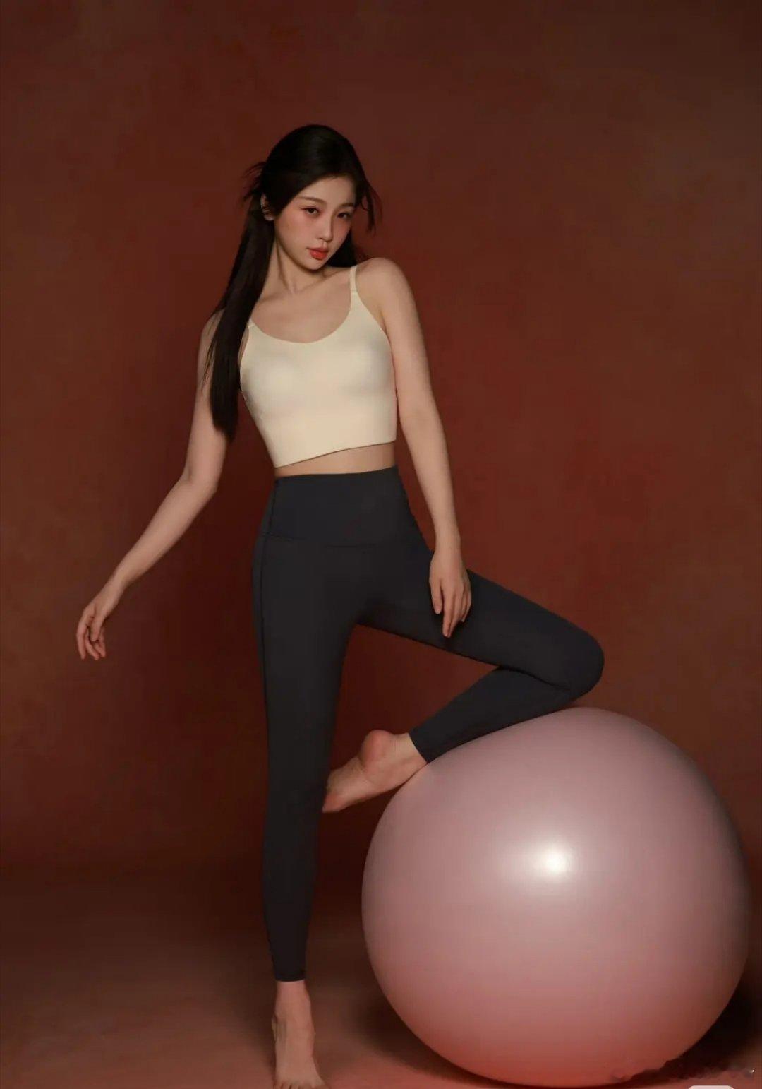 赵露思和虞书欣的身材谁得更好