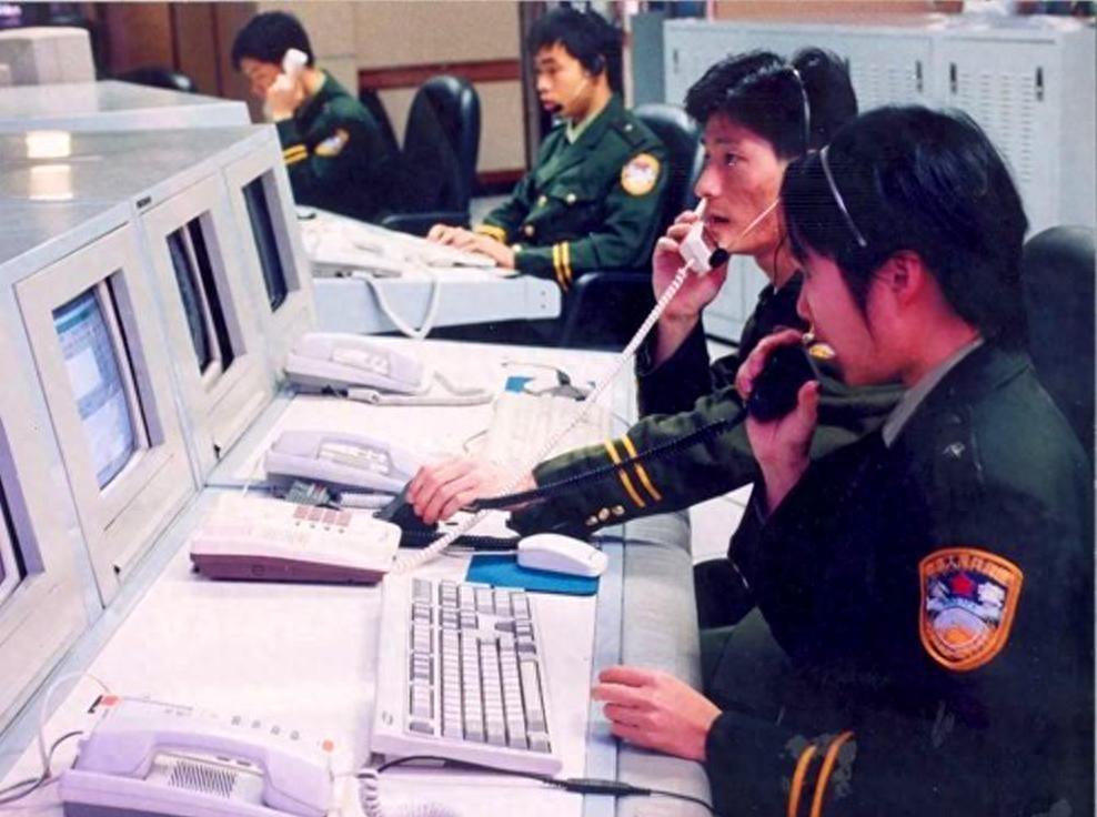 1992年长春深夜发生血案，警方追查发现凶手宣称所有女性都是邪恶的化身，这背后到