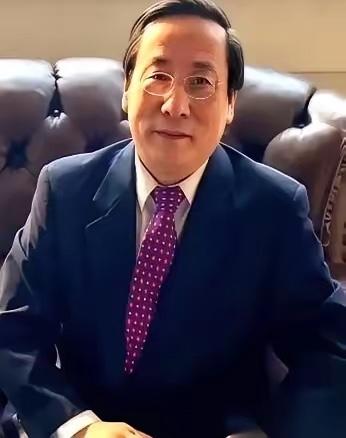 高志凯有个建议，听得我后背发麻。别人追讨回来的国宝，恨不得把“荣归故里”四个
