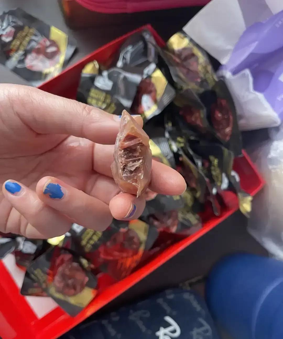 山姆99块的卤汁牛肉被一位网友带火了。他说十年前和父母游云南，在石林火车站饿得