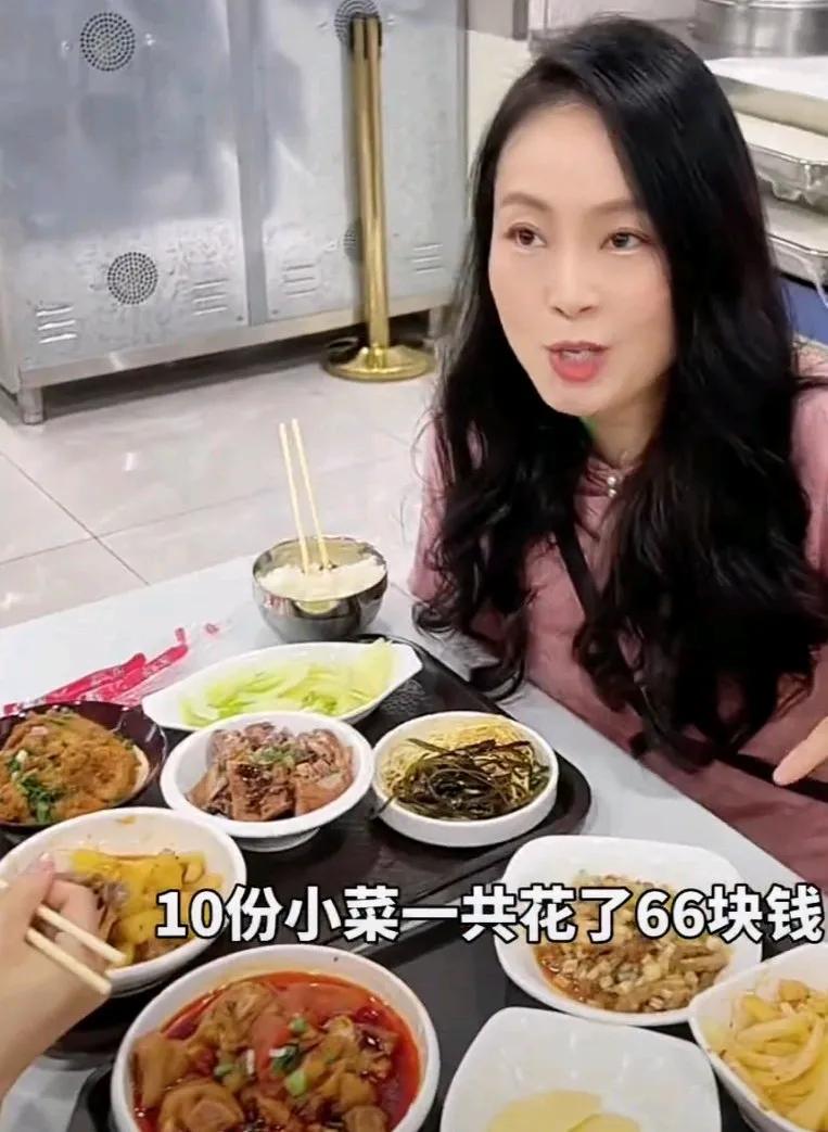 五一假期，荣昌区政府食堂竟成了顶流景点！原本安安静静，只给干部职工投喂的食堂，被