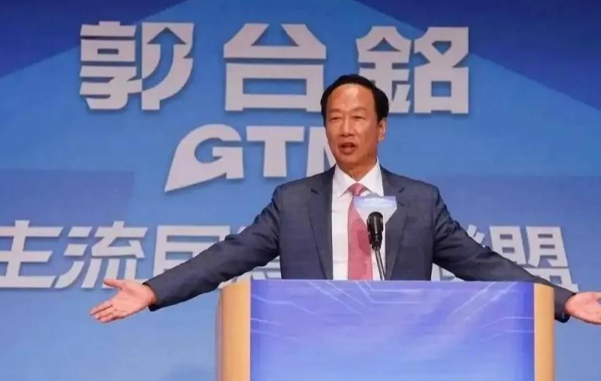 富士康崩得太突然，郭台铭当年恐怕绝没料到，曾经大陆工厂灯火通明的代工巨头，如今会