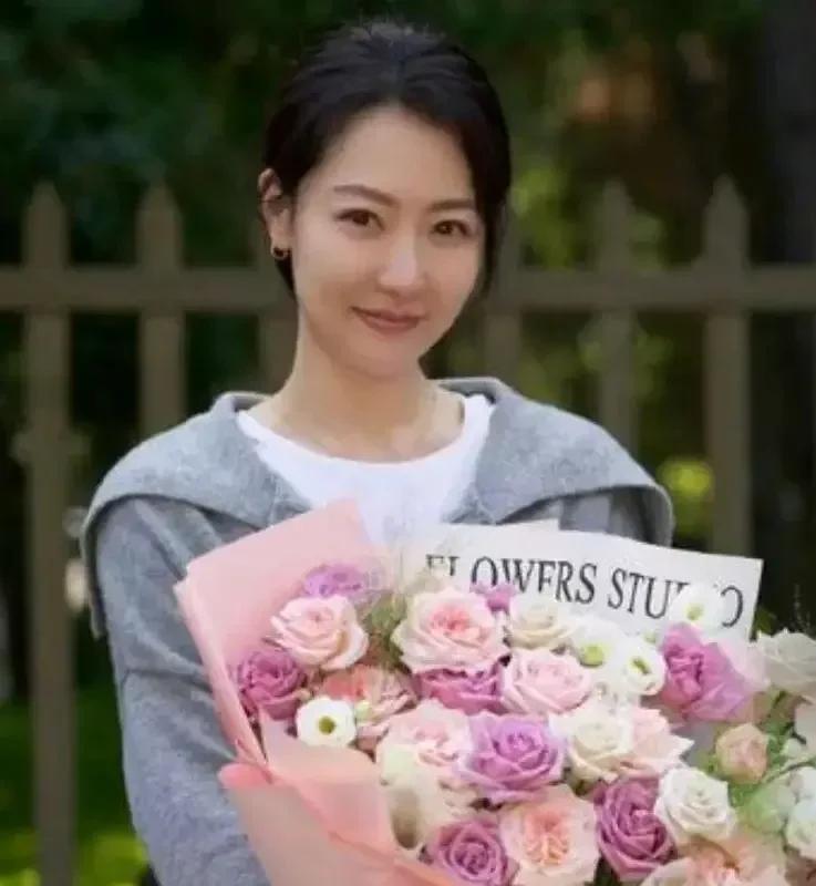《以法为名》里洪亮，李人骏，乔振兴三个大学同窗好友，为何最后只有乔振兴夫妻都死了