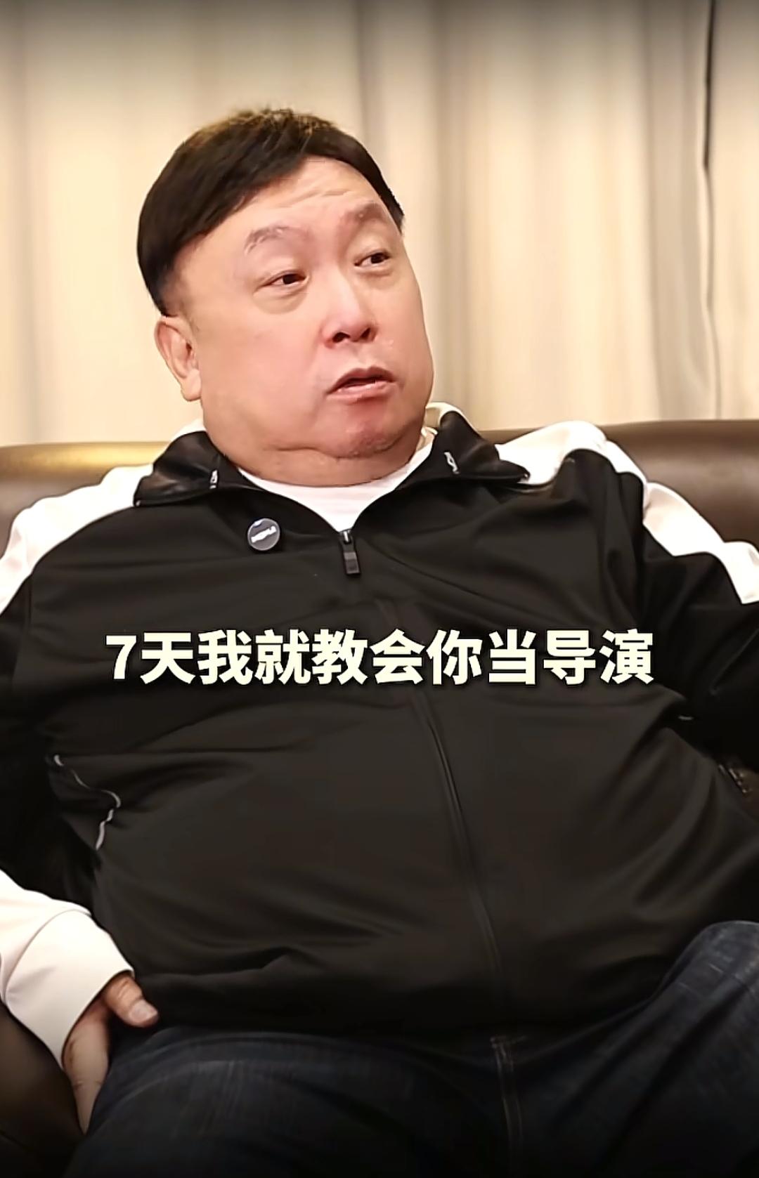 王晶说，当导演太容易了，他可以用7天，教会一个人当导演。虽然王晶的爸爸