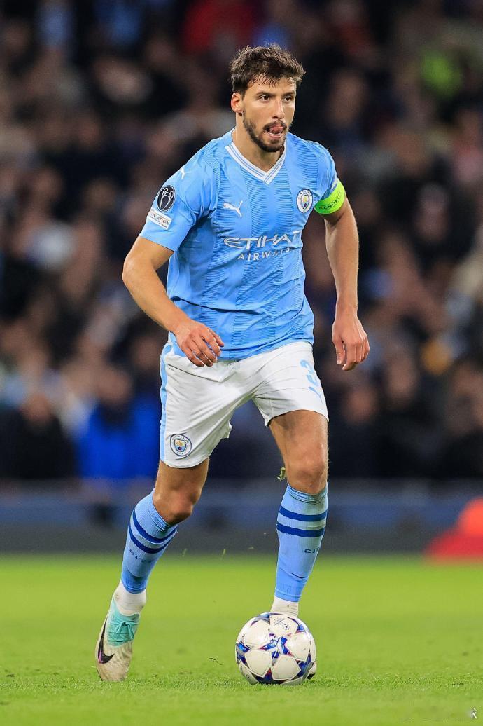 曼城4大热点全解析：迪亚斯复出时间敲定中场补强锁定今夏曼城跟队记者西蒙·巴科夫