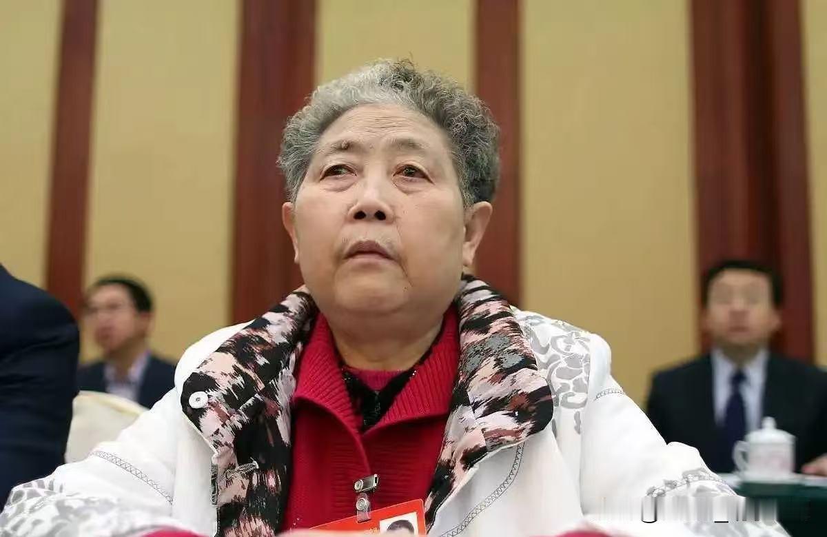 老干妈用AI赚54亿，500工人何去何从从企业的角度算账，这步棋确实精明。AI