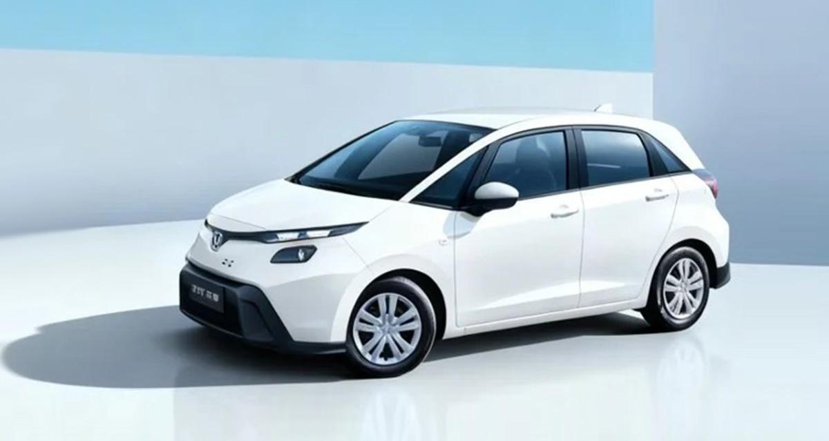 销量归零扔不放弃，改款本田飞度要来了？本田飞度在上半年的销量还能到三位数，但是