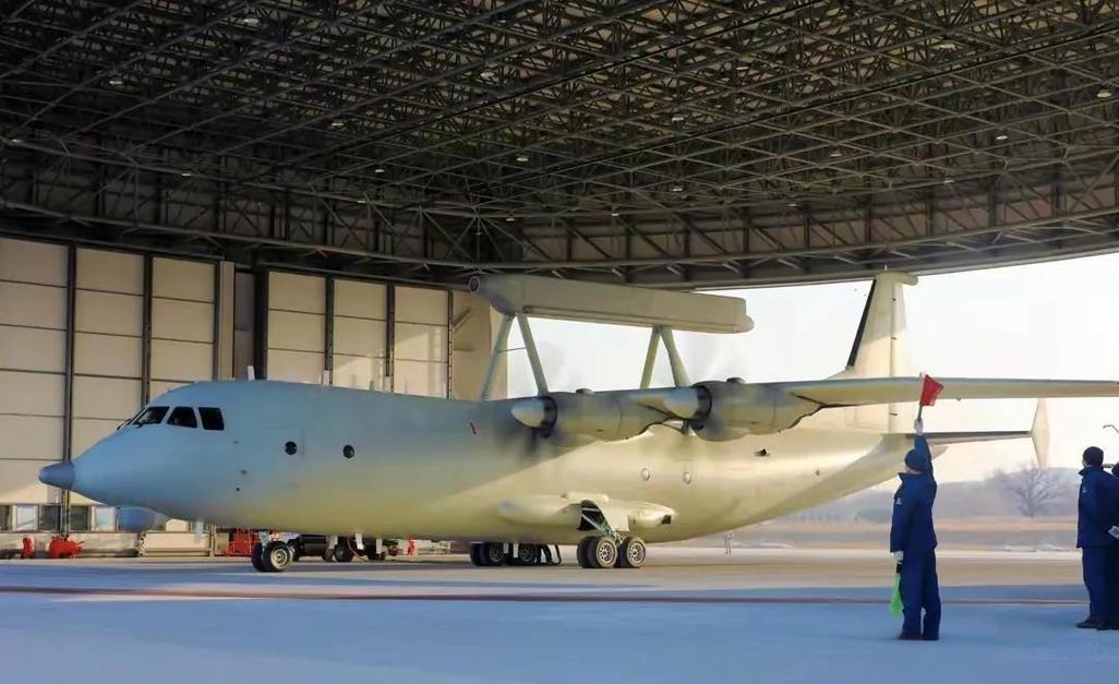 谁能想到，曾经在预警机领域处处受制的中国，如今竟能站到世界之巅。上世纪90年