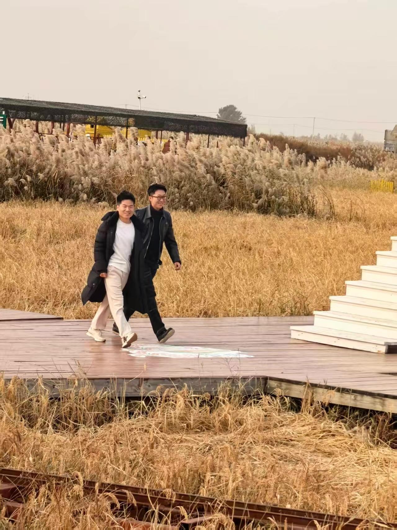 心疼“真爱粉”,前天才刚刚松了一口气,好不容易两天GMV没过亿,不曾想昨天