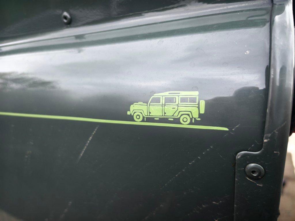 刘老师的这台卫士细节太满了爱犬的手绘手绘的腰线