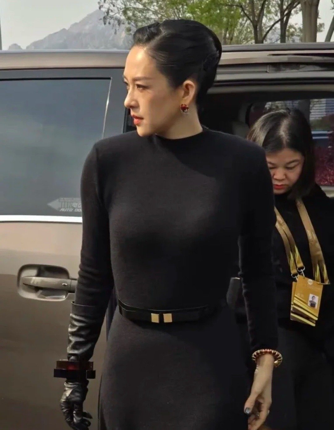 不是..章子怡原相机长这样？？太优越了吧​​​
