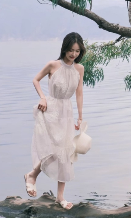 湖光树影，浪漫之约