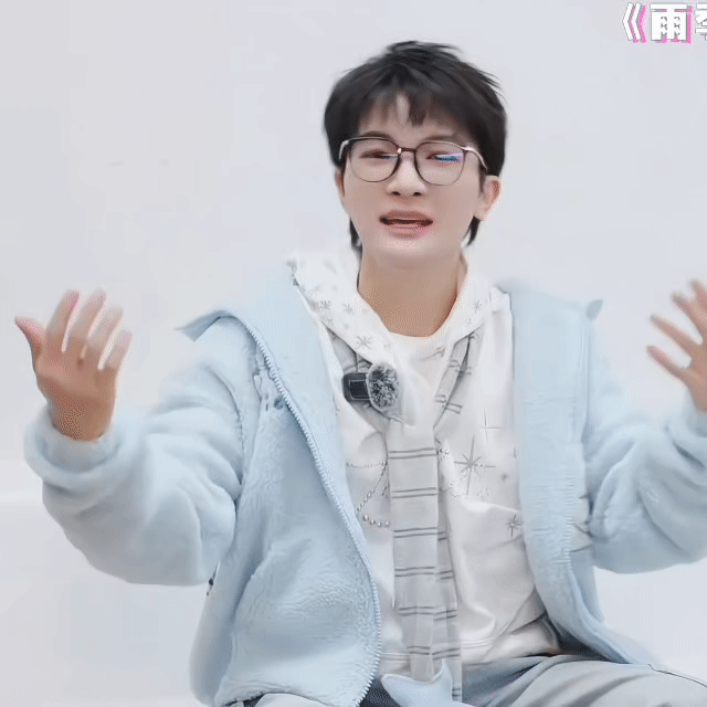 周深周深2025深深的巡回演唱会【圈宝和米说晚上好】踩一路霜华漫暖，