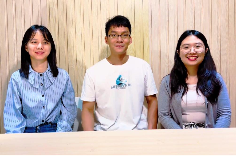 唐尚珺直播团队首次亮相，唐尚珺开启直播带货，唐尚珺终于想明白直播带货三人团队集体