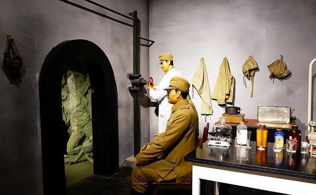 1931年，日军侵华，铁蹄踏碎山河。在伪满洲国的阴影下，731部队以“研究”之名