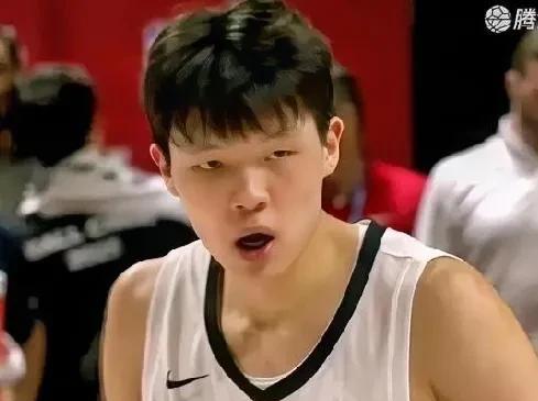 杨瀚森打得这么累，只能说明我们CBA的对抗不是真的强。第一场，杨瀚森打了24分