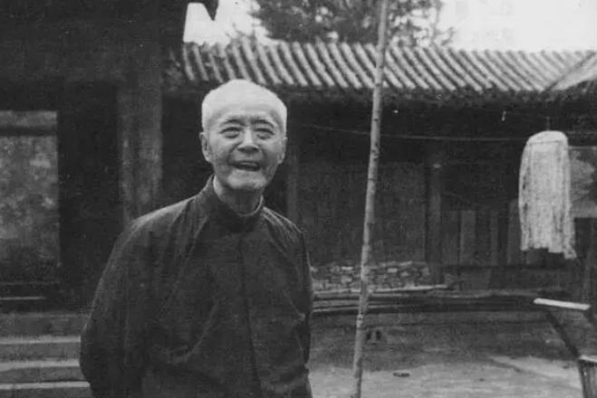 首席科学家李学勤先生说，古史辨派领袖顾颉刚先生在1923年提出，“禹，大约是蜥蜴
