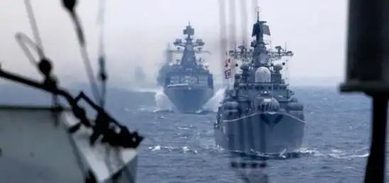 一位美籍华人发文表示：中国不要高看自己，连菲律宾这种小国都敢针对你们，而