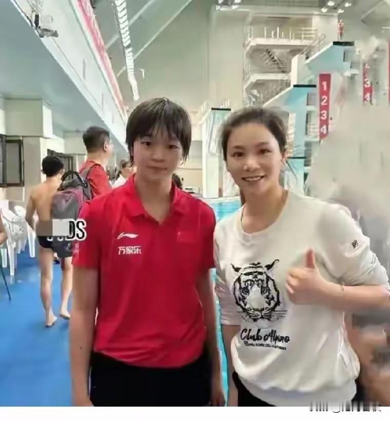 全红婵到底有多高?这几天网络上吵翻天了有说1米7的，有说超过1米6的还有说