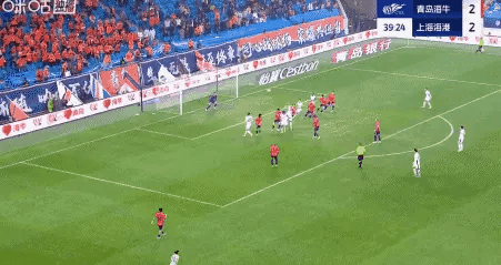 海港莱昂纳多：对争冠有信心；如果我无缘金靴，我希望瓦科能拿到。上海海港4-3青