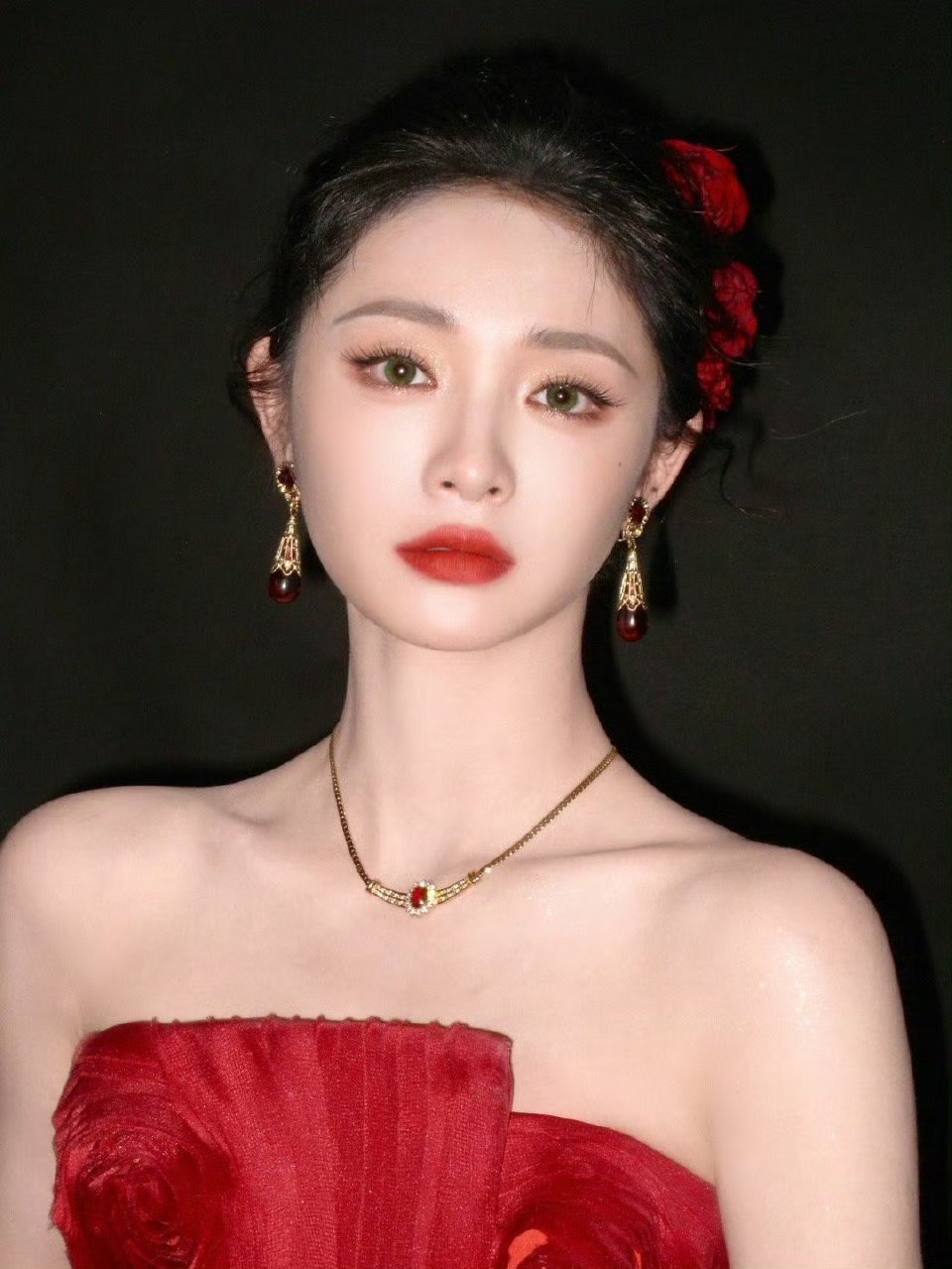 周洁琼跳了veryveryvery是谁的DNA狠狠动了！周洁琼再跳《veryv