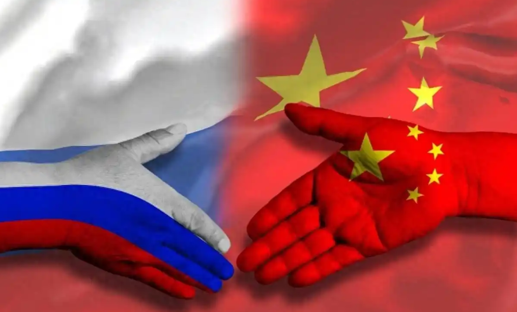 俄罗斯也不希望中国超过美国吗？其实跟美国比起来，俄罗斯更怕中国崛起，因为他们担心