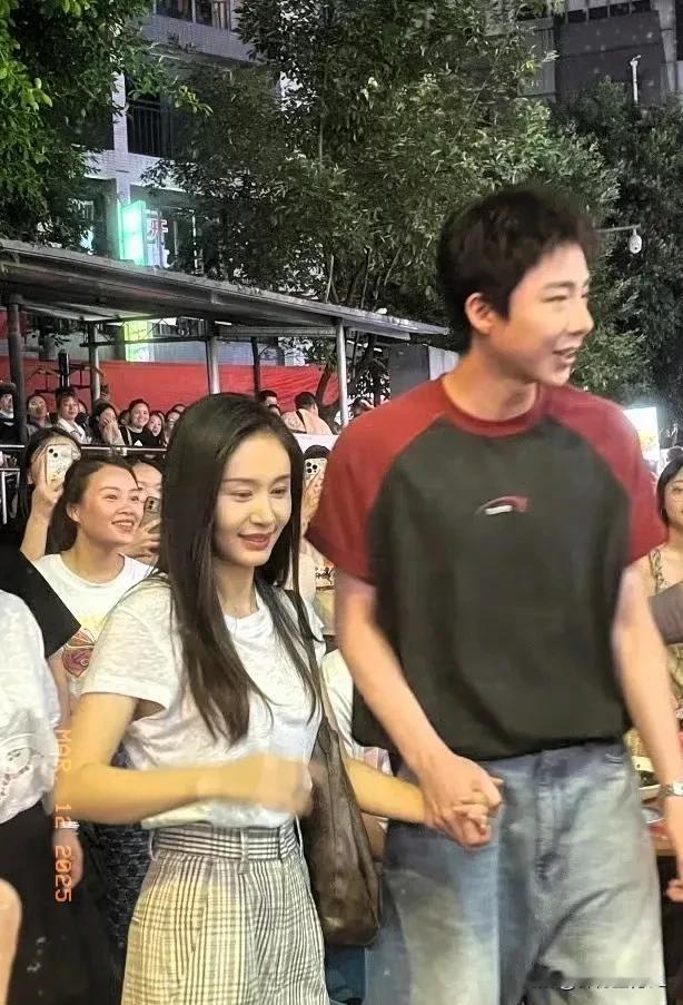 3. 王子文好看得很，可上镜却没有本人那般好看。女星的魅力何在女神真是没得