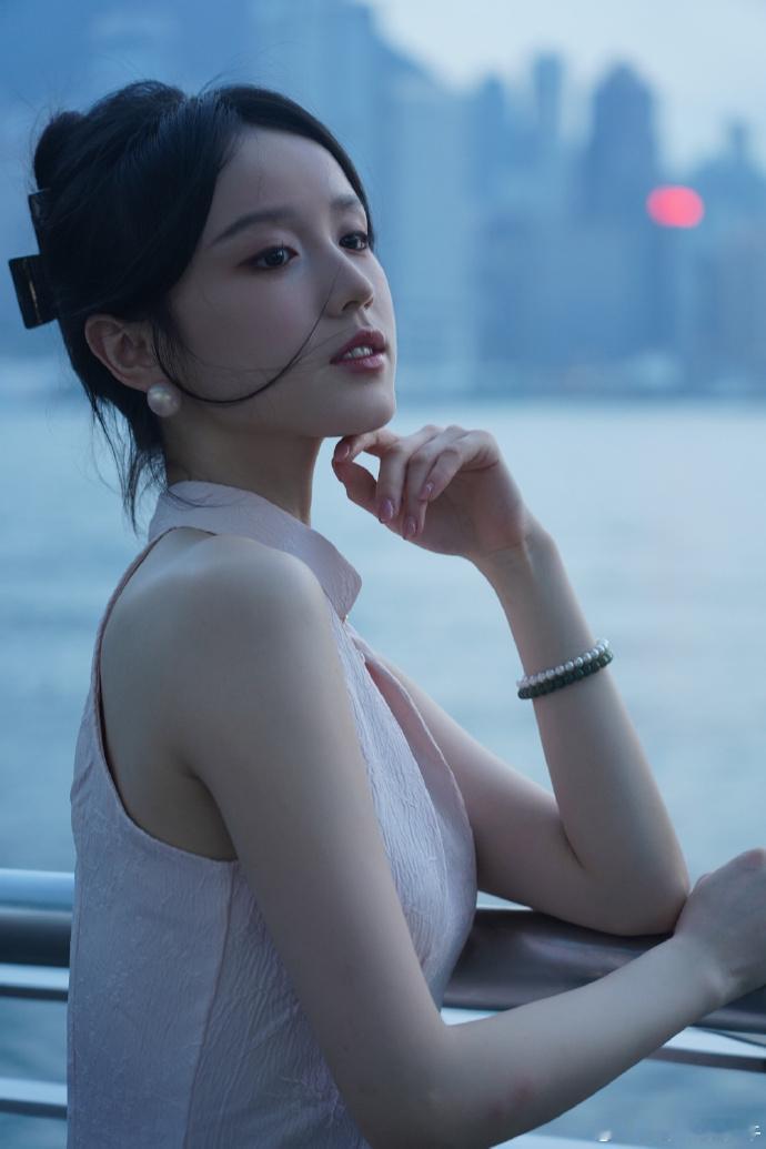 花少8开录张雅琪送王可花少小妹接力张雅琪送王可花儿与少年专属花少交接仪式太有意义