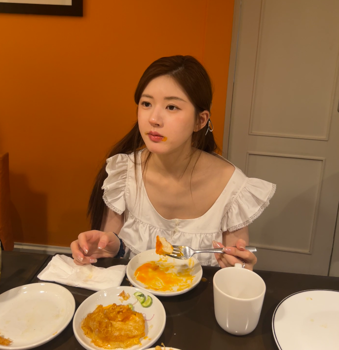 我们露界唯一瓜主赵露思