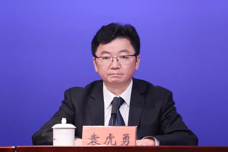 袁虎勇已任深圳市统计局党组书记