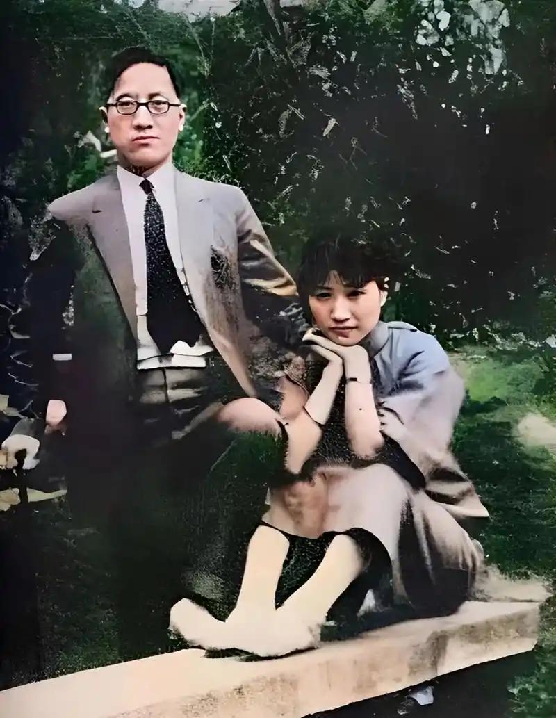 一位性学专家说：“花女人钱的男人，女人才不会离开。一味给女人花钱的，没有一个好下