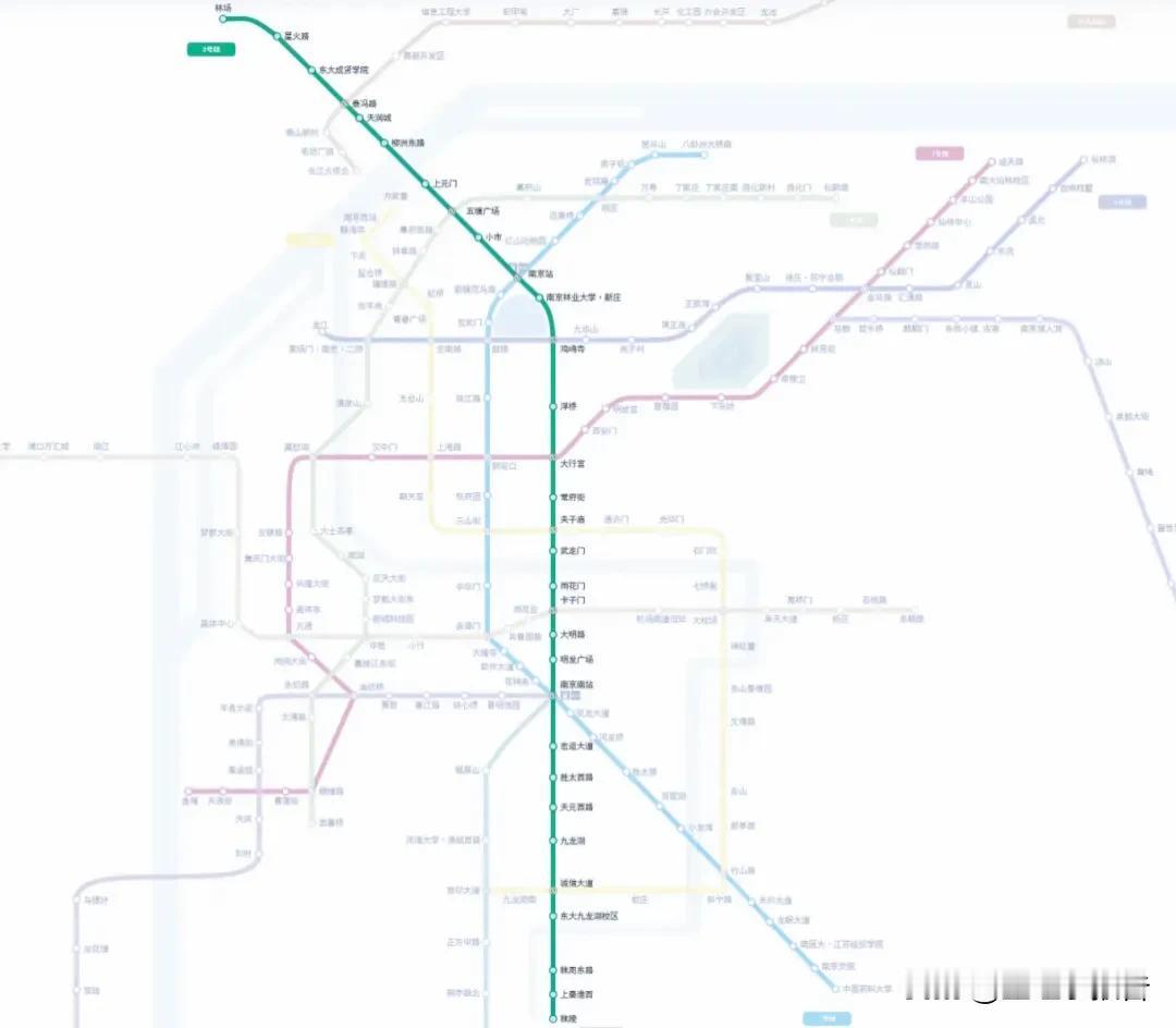 南京地铁两条现有线路延长线今日开通运营，进一步优化了地铁线网的辐射覆盖能力。