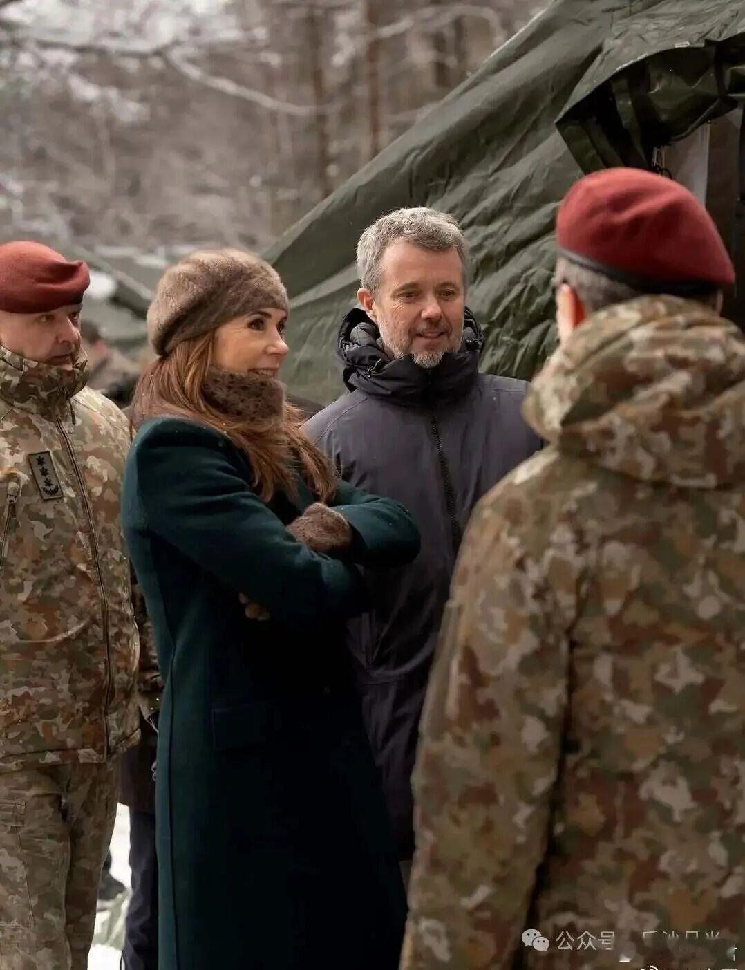 看到斯塔默访华，立陶宛又急了！中国，我们和好吧1月28日，英国首相斯塔默抵达北京