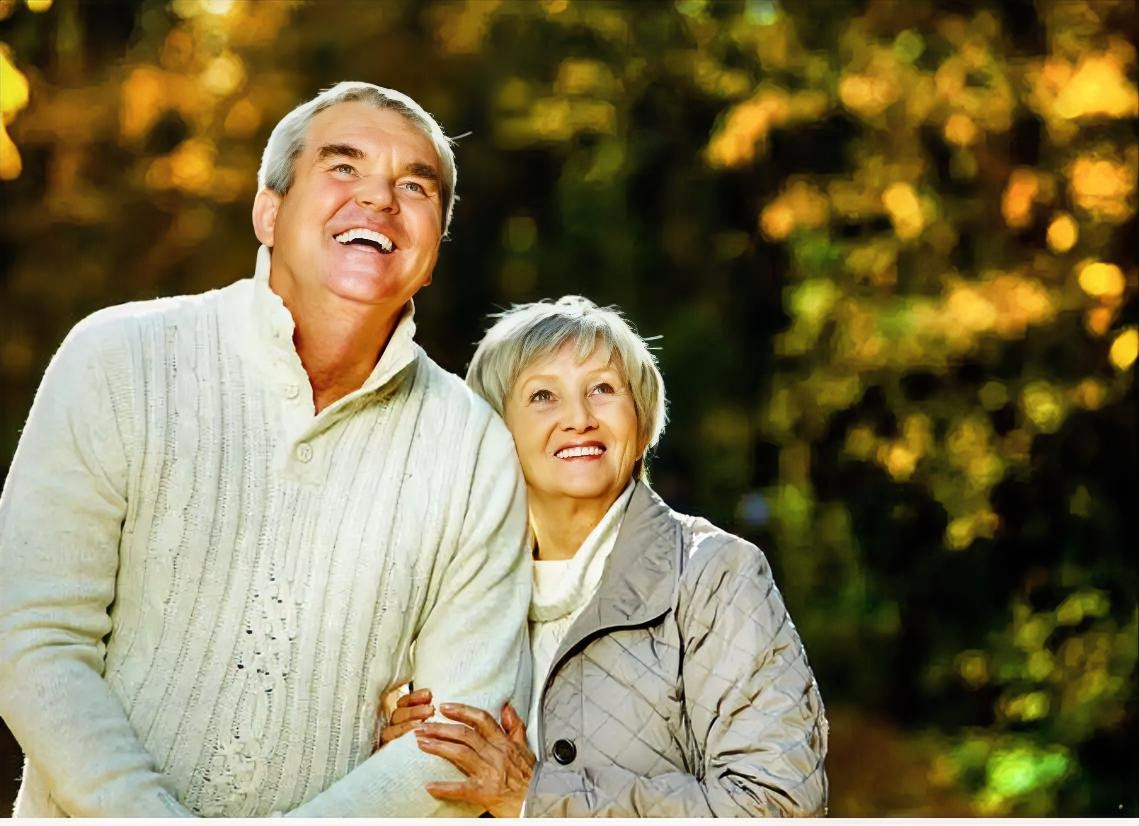 莫言谈婚姻的这段话，初听像泼冷水，细品才懂是戳破幻象的清醒剂——婚姻...